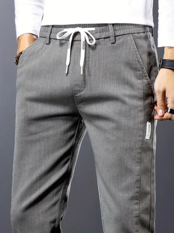 Pantalon slim uni pour homme avec poches – Image 19