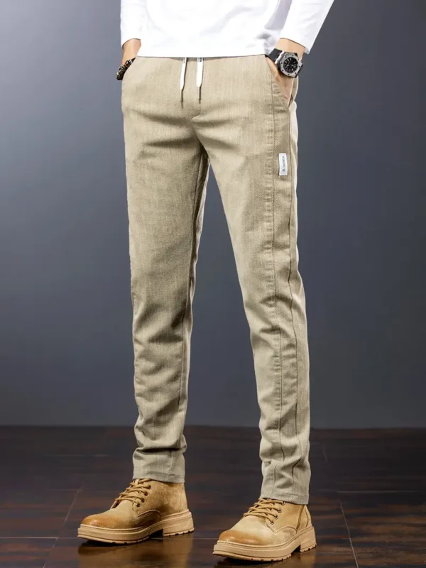 Pantalon slim uni pour homme avec poches – Image 9