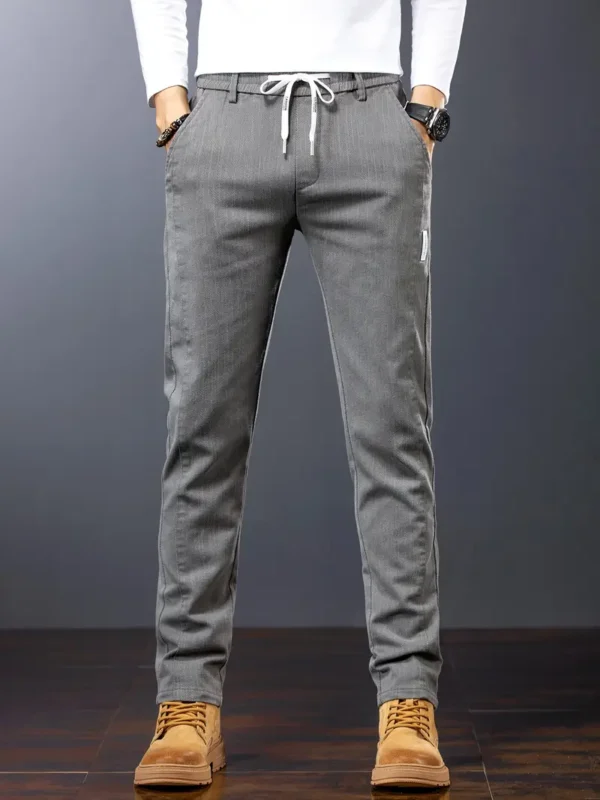 Pantalon slim uni pour homme avec poches – Image 18