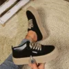 Chaussures décontractées à lacets pour femme Chaussures décontractées à lacets pour femme 3 mai 2025 Kotazando