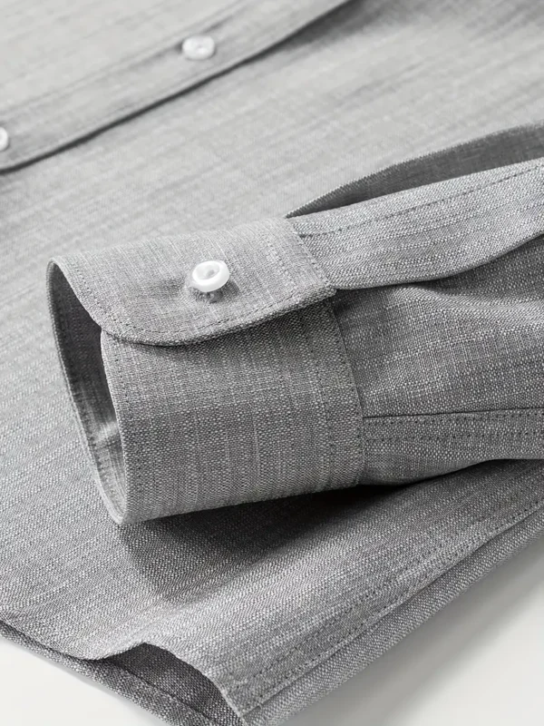 Chemise décontractée à manches longues et boutonnée pour homme avec poche poitrine – Image 6