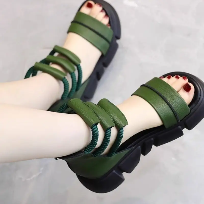 Sandales vertes grande taille pour femme avec fermeture éclair 2 Sandales vertes grande taille pour femme avec fermeture éclair