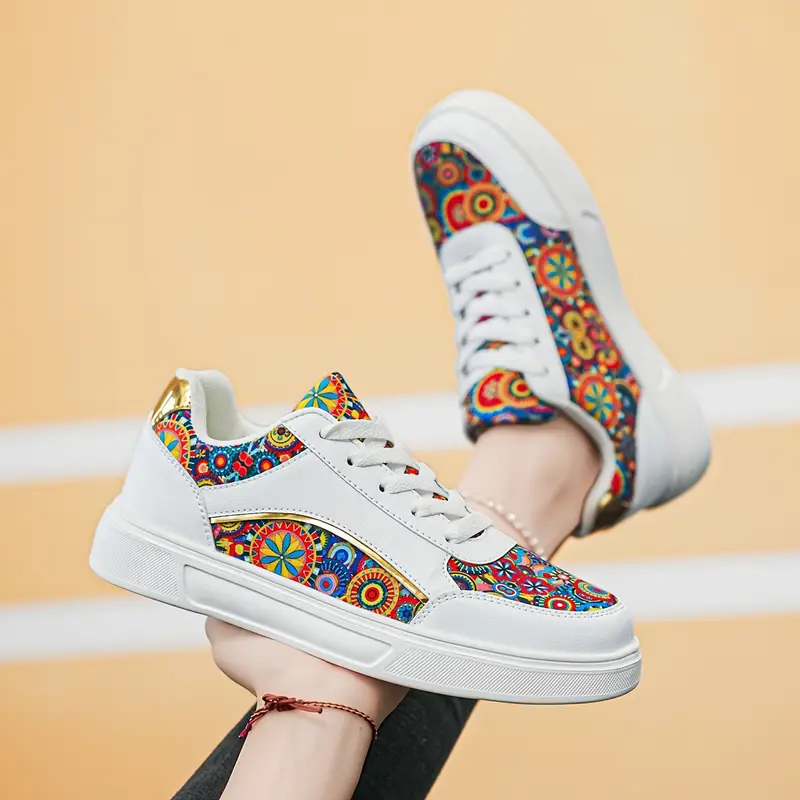 Baskets tendance pour femme à imprimé mandala coloré 8 Baskets tendance pour femme à imprimé mandala coloré – Image 7