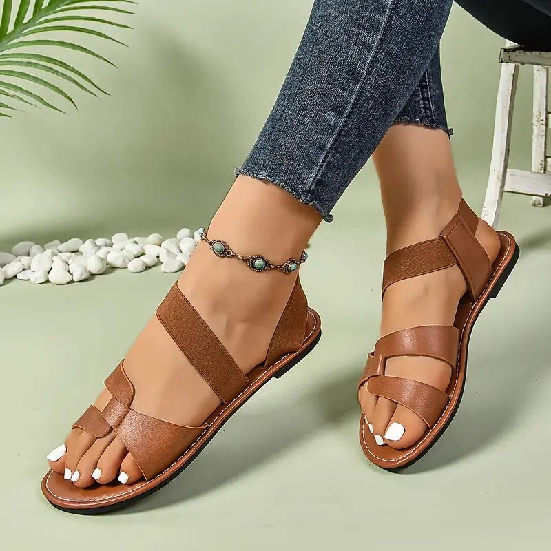 Sandales plates noires pour femme avec bride cheville 4 Sandales plates noires pour femme avec bride cheville – Image 3