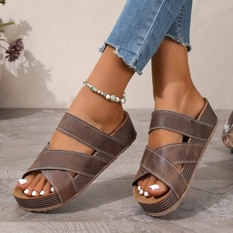 Sandales élégantes pour femme avec doubles brides croisées 4 Sandales élégantes pour femme avec doubles brides croisées – Image 3