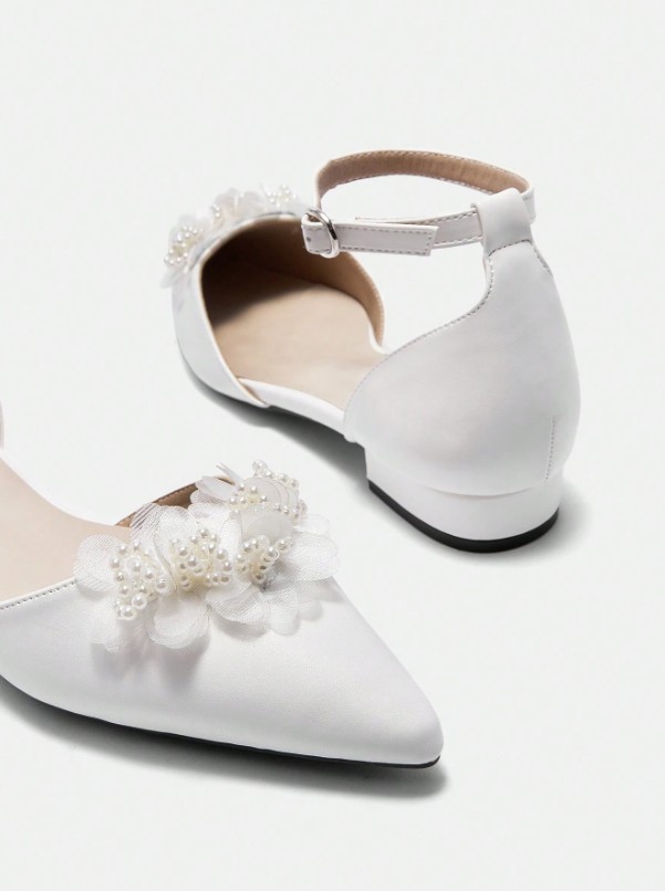 Chaussures plates confortables et mignonnes à bout pointu pour femmes 12 Chaussures plates confortables et mignonnes à bout pointu pour femmes – Image 11