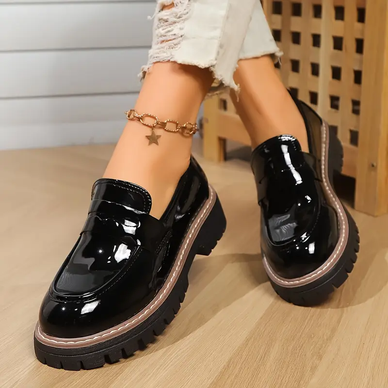 Mocassins classiques à enfiler de couleur unie pour femme 4 Mocassins classiques à enfiler de couleur unie pour femme – Image 3