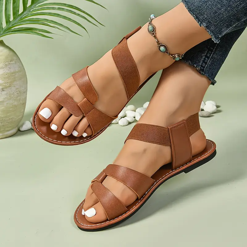 Sandales plates noires pour femme avec bride cheville 8 Sandales plates noires pour femme avec bride cheville – Image 7